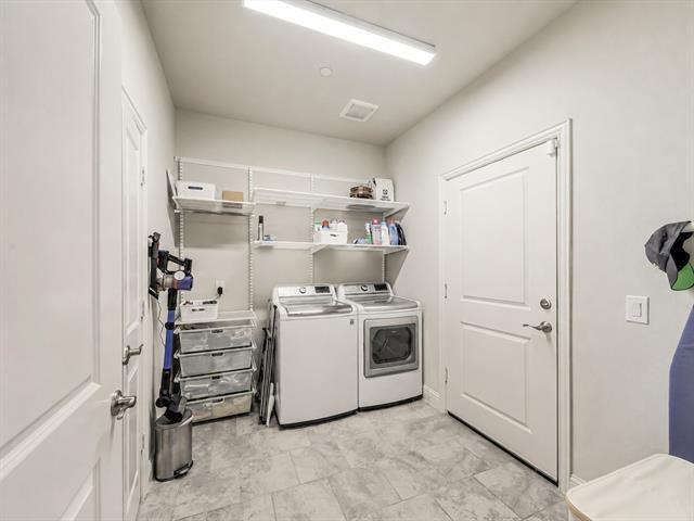 Building Photo - 3770 White Clover Ln