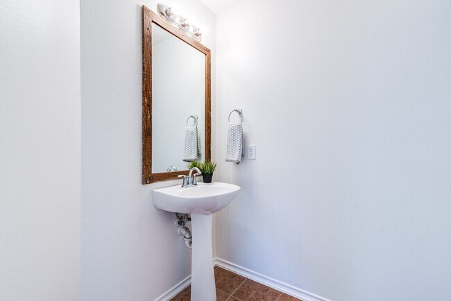 Building Photo - 7215 Autumn Day Ct