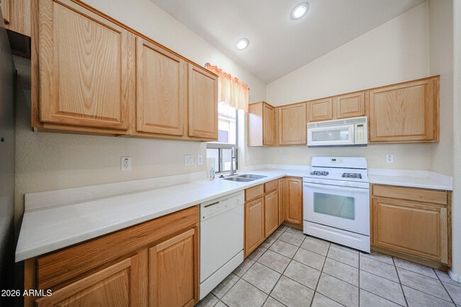 Building Photo - 18100 N Coconino Dr