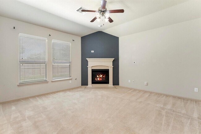 Building Photo - 2902 Lemmingham Dr