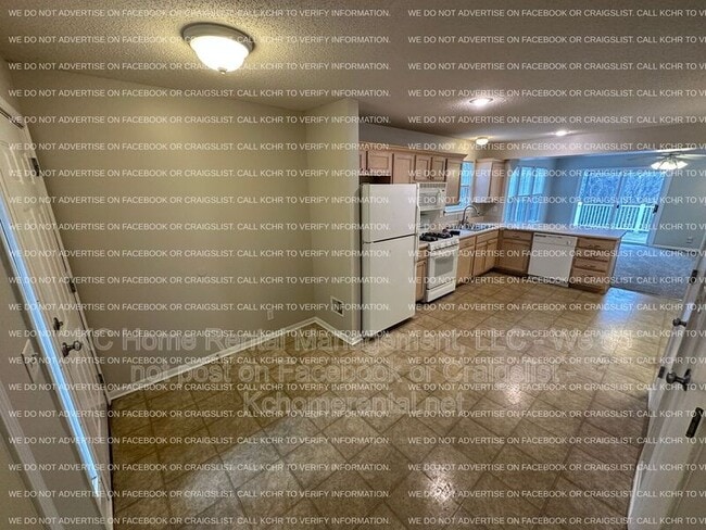 Building Photo - 8657 NE 97th St