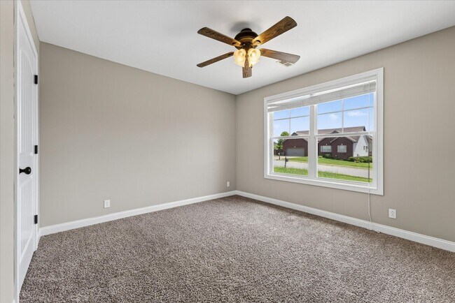 Building Photo - 2228 Killington Dr