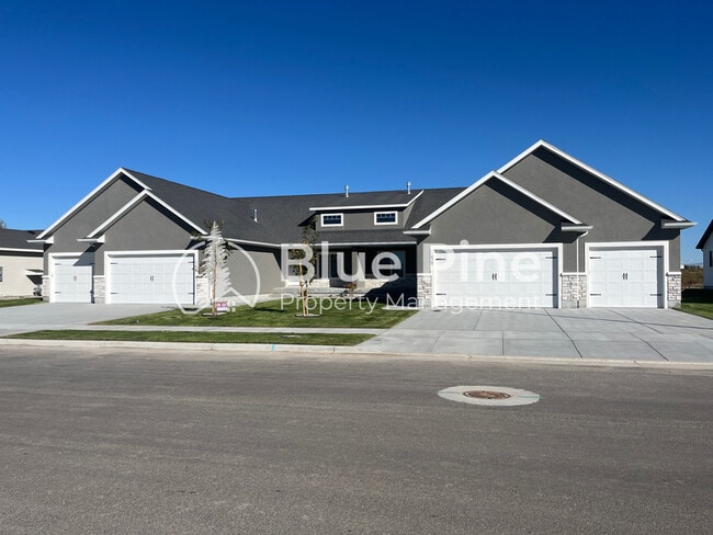 Primary Photo - 6360 Ender Ln