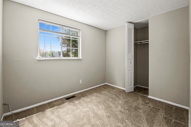 Building Photo - 5100 Rockborough Trail NW