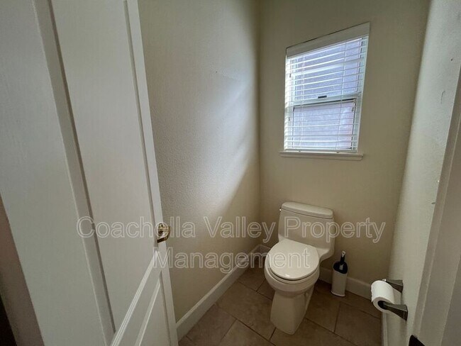 Building Photo - 77597 Carinda Ct