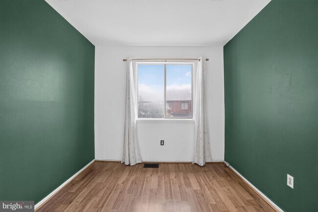Building Photo - 1151 Dublin Pl