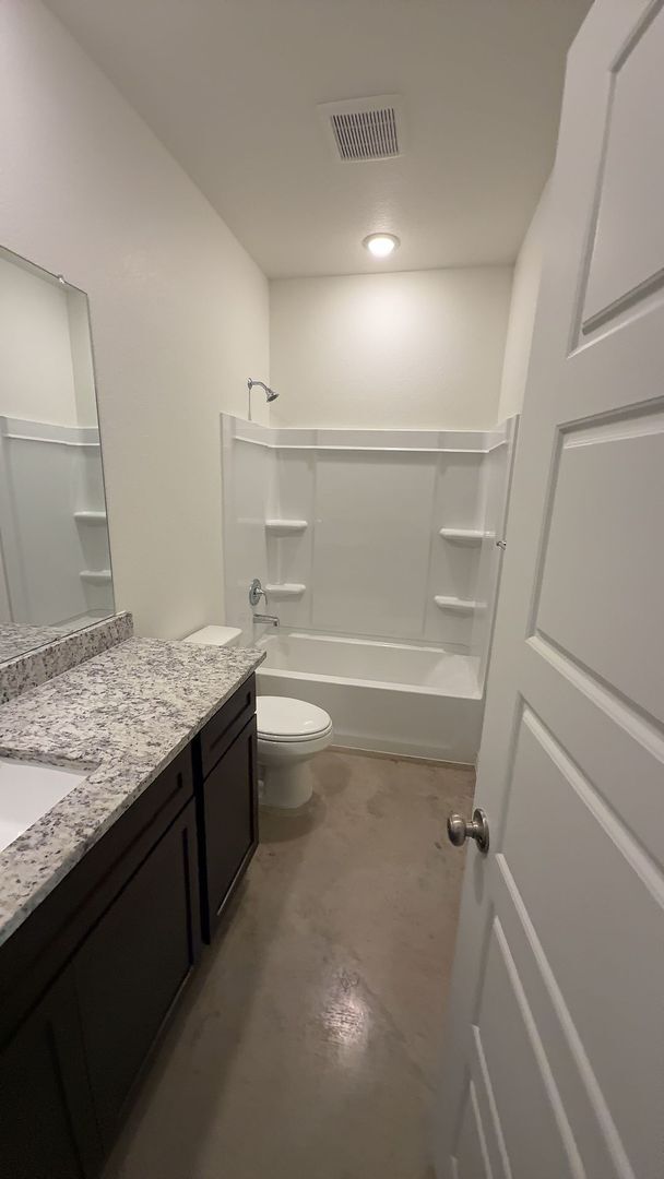 Building Photo - 616 Pacific Crest Trl