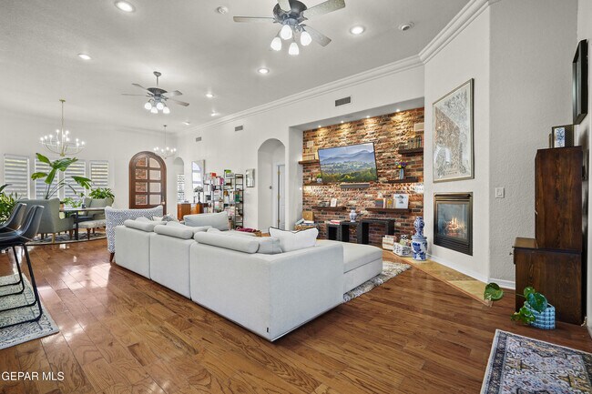 Building Photo - 1405 Cloud Ridge Dr