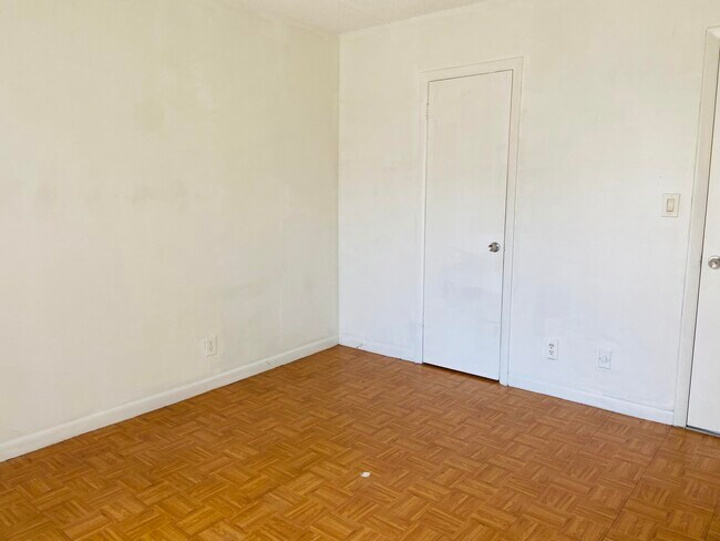 Building Photo - 4500 N Flagler Dr