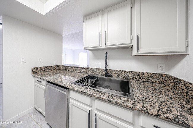 Building Photo - 17032 N 16th Dr