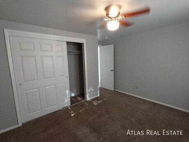 Building Photo - 1014 Westmoreland Rd