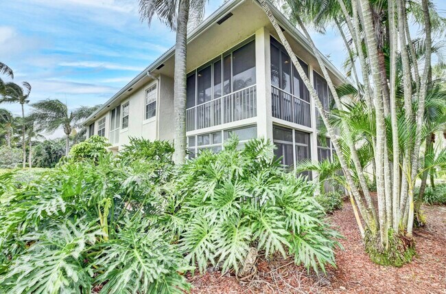 Building Photo - 5190 Lake Catalina Dr