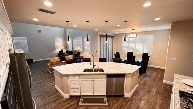 Building Photo - Beautiful Home for rent in Shannon Ranch in Visalia!