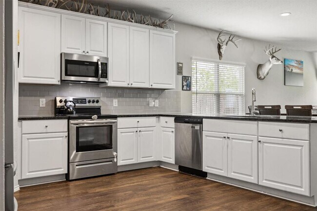 Building Photo - 1413 Coffee Tree Dr