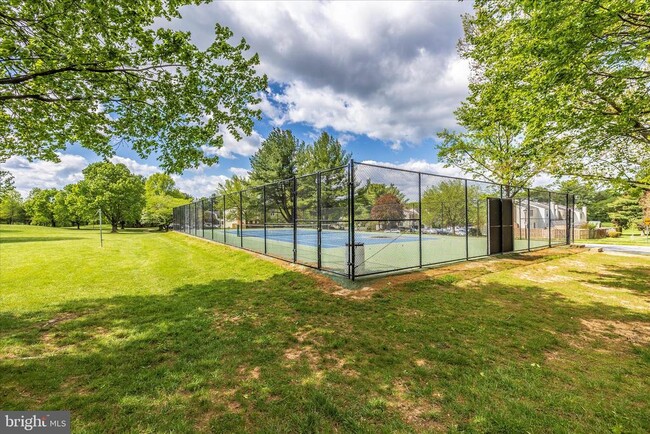 Building Photo - 106 Lamont Ln