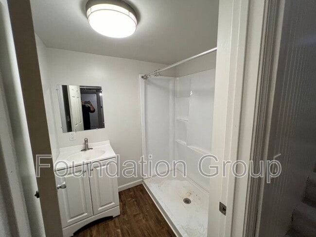 Building Photo - 3202 Farragut St
