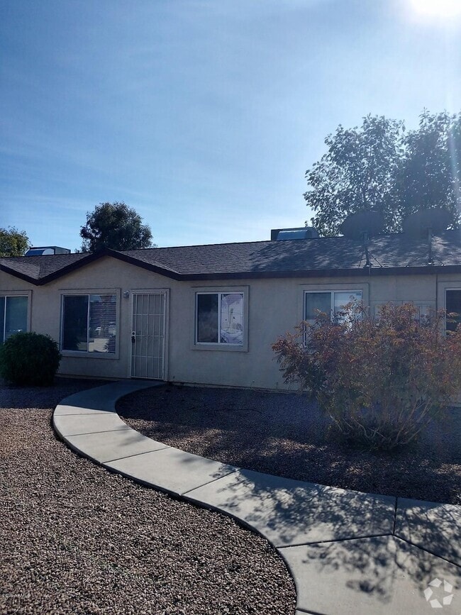 Building Photo - 6711 W Osborn Rd