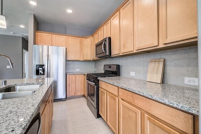 Building Photo - 9312 Bauer Vista Dr