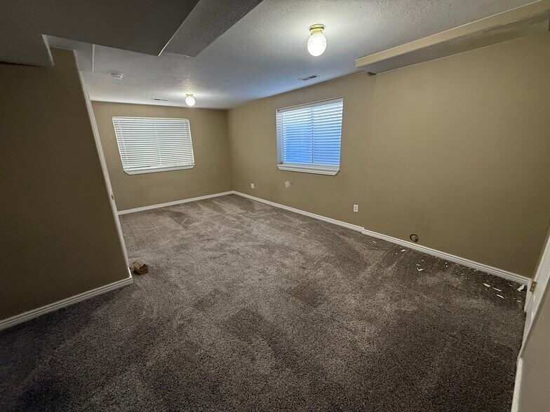 Building Photo - 4091 S 1100 W