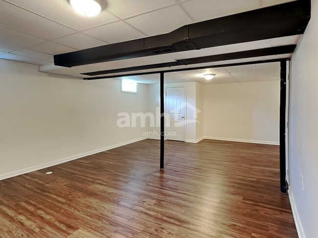 Building Photo - 136 Leasure Dr