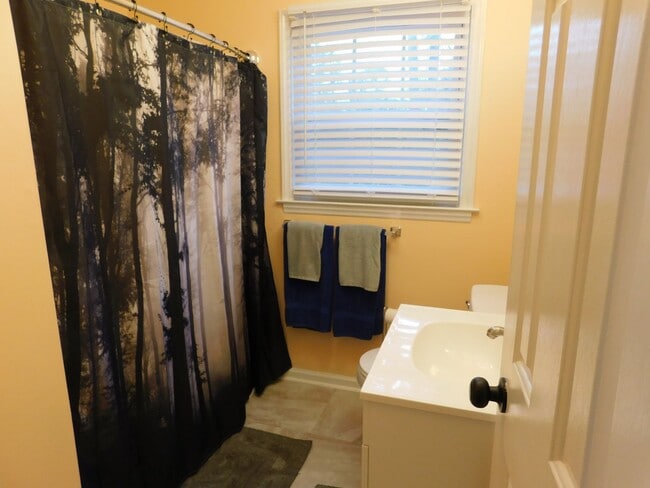 Building Photo - 22580 Hoyle Cir