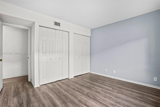 Building Photo - 2167 Hacienda Terrace