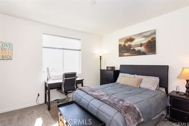 Building Photo - 24125 Montecito Dr