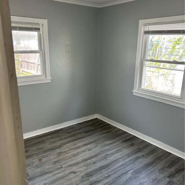 Building Photo - Nice 2 Bedroom 1 Bath Single Family on a Q...