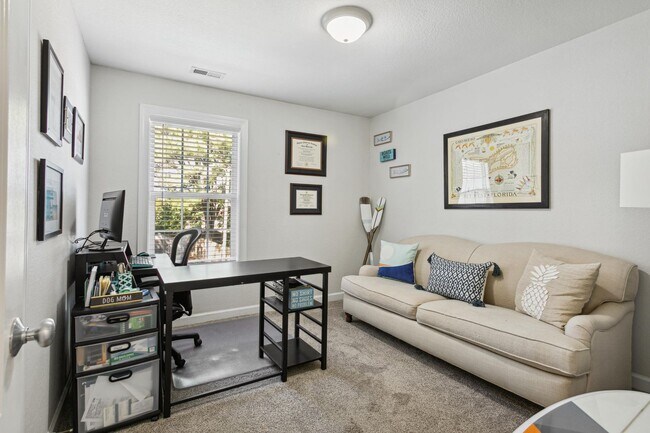 Building Photo - Oceana Area