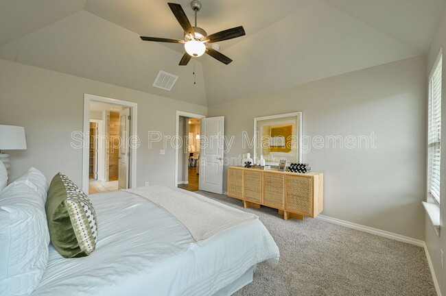 Building Photo - 3806 Palmetto Trail