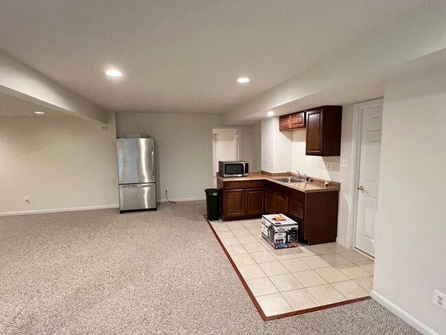 Building Photo - 10623 Red Wine Ct