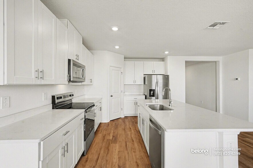 Building Photo - 31599 Wild Grape Ln