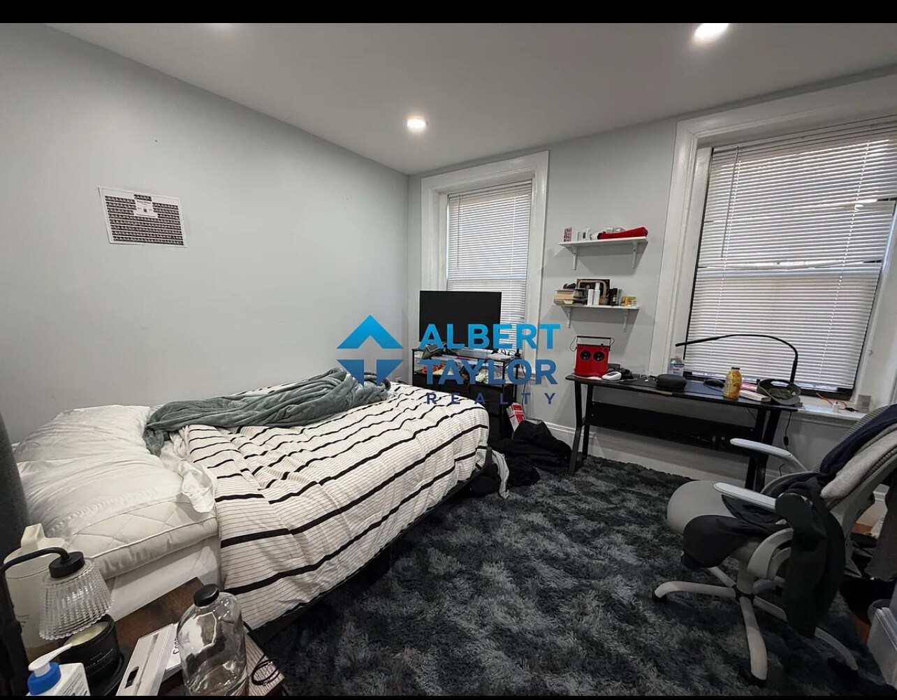 Building Photo - 483 Massachusetts Ave