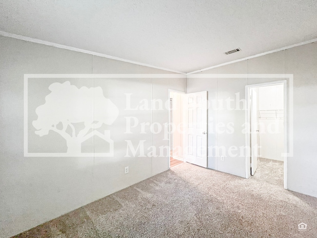 Building Photo - 5638 Cherry Tree Dr