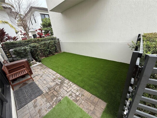 Building Photo - 8283 NW 47th Ln