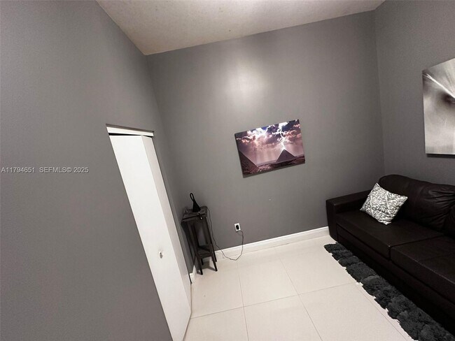 Building Photo - 7930 East Dr