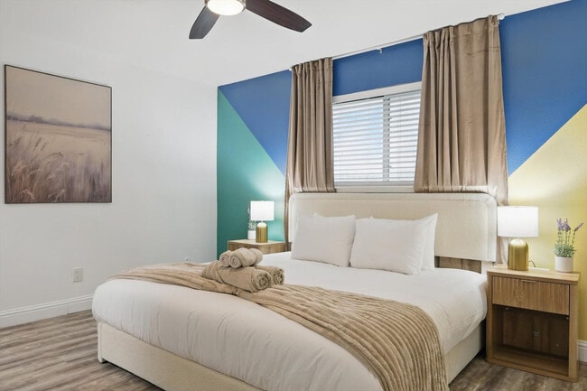 Building Photo - 8083 Meadow Rd