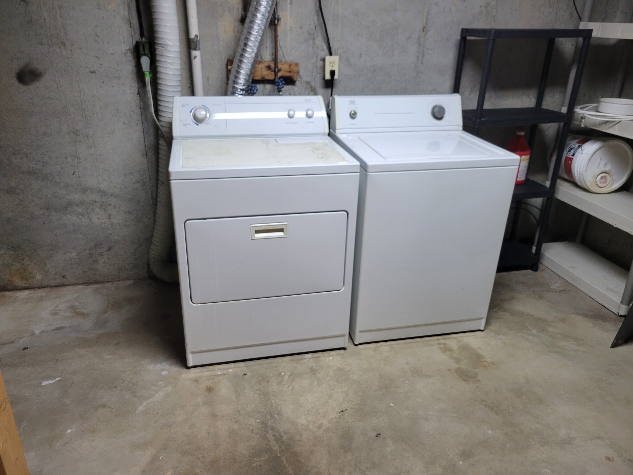laundry and storage - 6870 Ducketts Ln