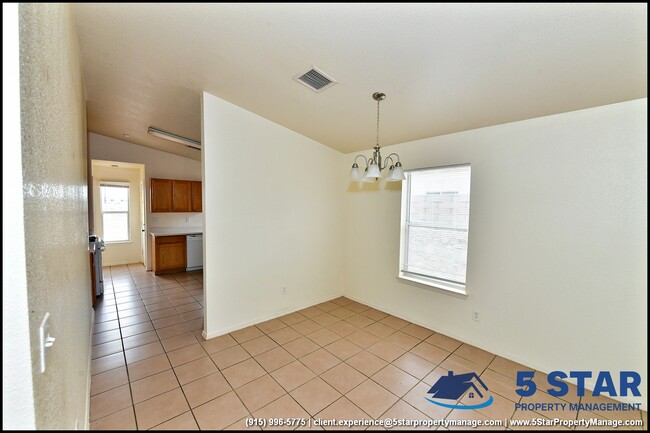 Building Photo - 14164 Robert Ituarte Dr