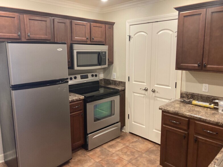 Building Photo - 41 County Road 762