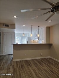 Building Photo - 4242 N 31st Pl