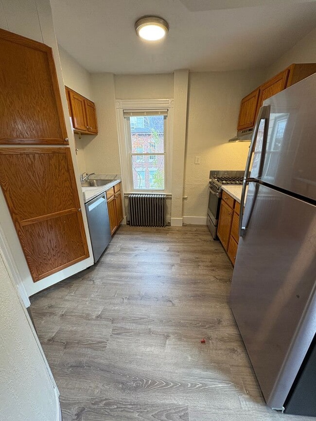 Building Photo - 17 Essex St