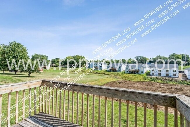 Building Photo - 141 Christie Ln