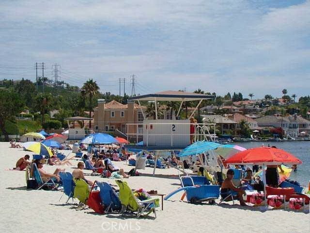 Building Photo - 23401 La Crescenta