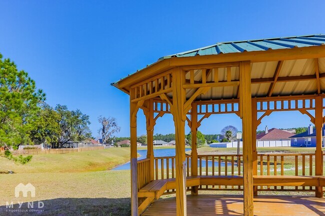 Building Photo - 2558 Glenfield Dr