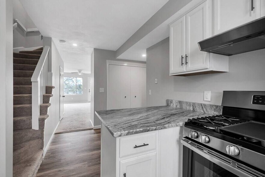 Primary Photo - 100 Merrimack Ave