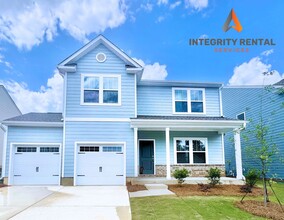 Building Photo - 4 br 2.5 ba home in the Kensington community  READY May 20TH  Close to I-85