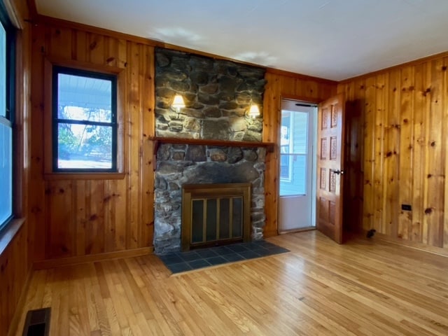 Building Photo - 729 Asbury Rd