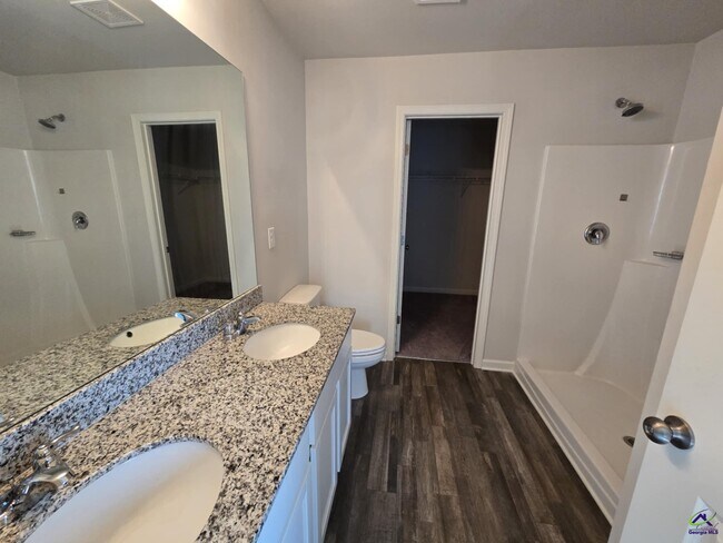 Building Photo - 148 Rock Run Trl