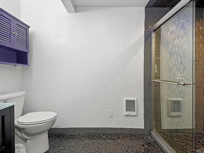 Building Photo - "Spacious 3-Bed, 2-Bath Condo Retreat in P...